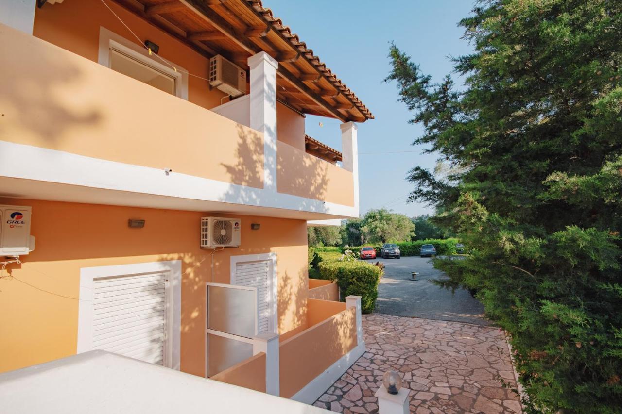 Villa Rosa Apartments Gouviá Eksteriør bilde