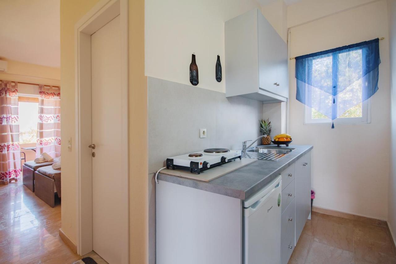 Villa Rosa Apartments Gouviá Eksteriør bilde