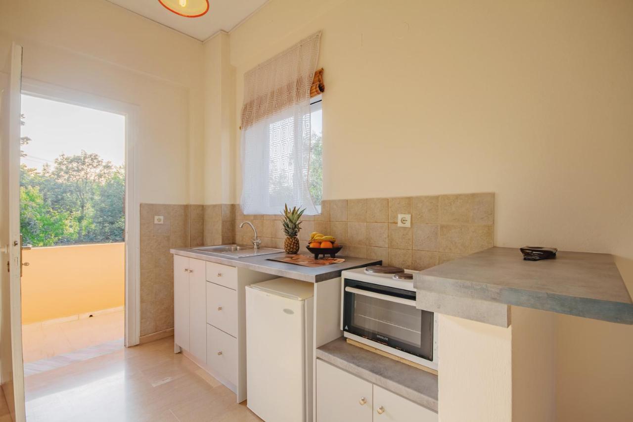 Villa Rosa Apartments Gouviá Eksteriør bilde