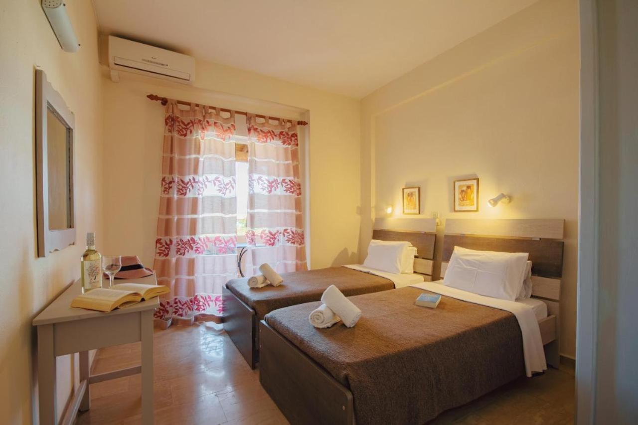 Villa Rosa Apartments Gouviá Eksteriør bilde